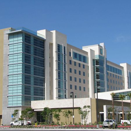 Embassy Suites Ontario - Airport Dış mekan fotoğraf