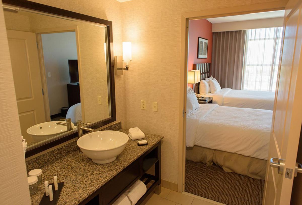 Embassy Suites Ontario - Airport Dış mekan fotoğraf