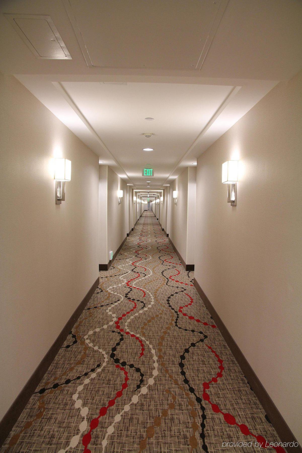 Embassy Suites Ontario - Airport İç mekan fotoğraf